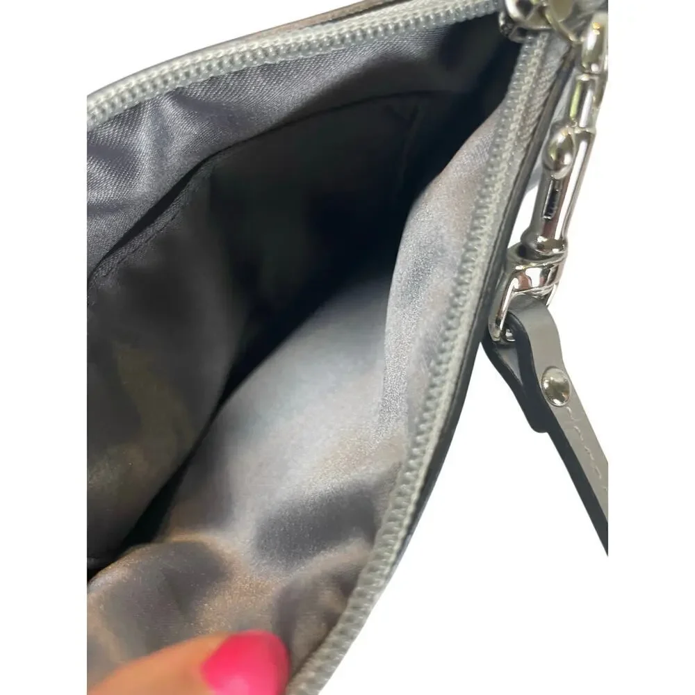 COACH WRISTLET BAG CANVAS LEATHER SIGNATURE GRAY PLEATED AESTHETIC‎ KAWAII